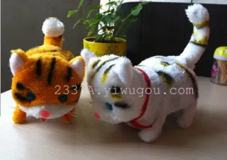 Электрическая плюшевая кошка с пятнами