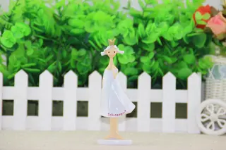 Декоративная фигурка из смолы «Мать и дочь-ангелы»