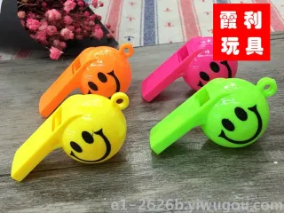 Пластиковый свисток в виде футбольного мяча, для вечеринок