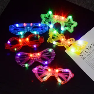 Светящиеся очки с LED-сердечками для праздника