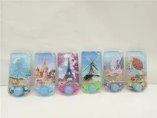 Прозрачный водный пейзаж-аквариум