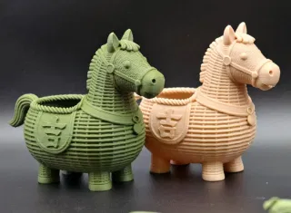 Бамбуковая корзина для конфет "Пони"